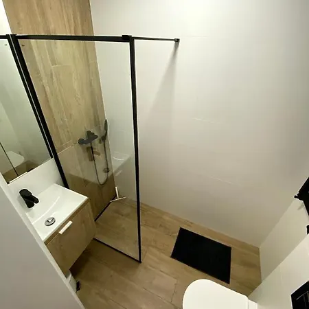 Surfhouse Gdansk Oliwa Apartment Exterior photo